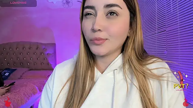 Snapshot of Lucia_star__ chatting on 18, 2, 2025 Lucia star online show from 18, 2, 2025