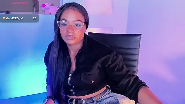 Snapshot of IvyBliss8 chatting on 28, 1, 2025 IvyBliss8 online show from 28, 1, 2025