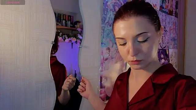 Snapshot of LisaVamp chatting on 15, 7, 2026 LisaVamp online show from 15, 7, 2026