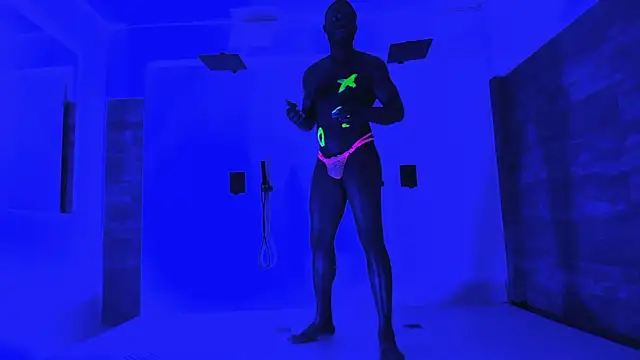 Latrellx7 online show from 28, 12, 2024