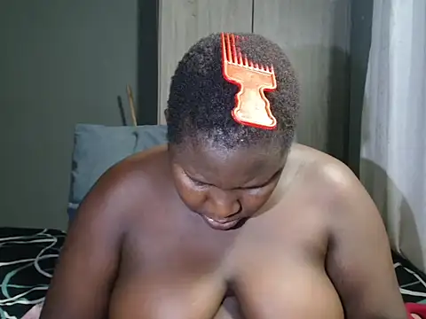 Snapshot of WetwetPussy31 chatting on 13, 6, 2026 WetwetPussy31 online show from 13, 6, 2026