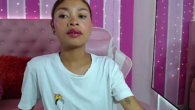 Perla prg online show from 15, 3, 2025