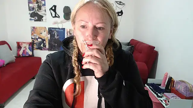 emperabigbootybigass online show from 6, 10, 2025