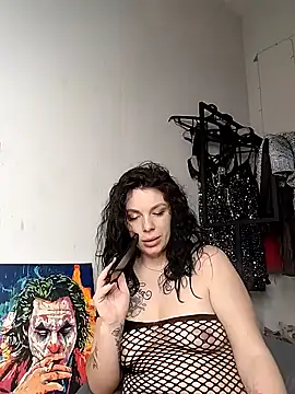 Lola Hale online show from 24, 1, 2025