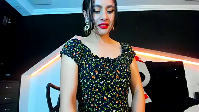 Snapshot of Coral_Gibson chatting on 22, 1, 2025 Coral Gibson online show from 22, 1, 2025