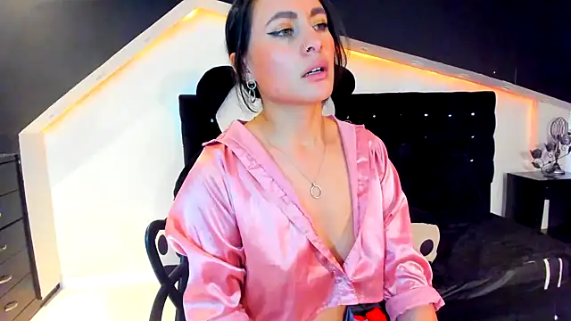 Snapshot of Coral_Gibson chatting on 28, 1, 2025 Coral Gibson online show from 28, 1, 2025