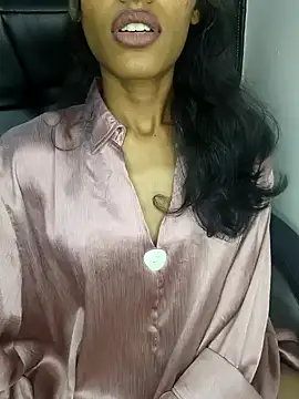 Snapshot of glam_goddess chatting on 6, 12, 2024 glam goddess online show from 6, 12, 2024