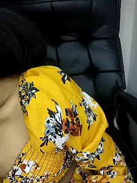 Snapshot of glam_goddess chatting on 19, 12, 2024 glam goddess online show from 19, 12, 2024