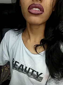 Snapshot of glam_goddess chatting on 10, 1, 2025 glam goddess online show from 10, 1, 2025