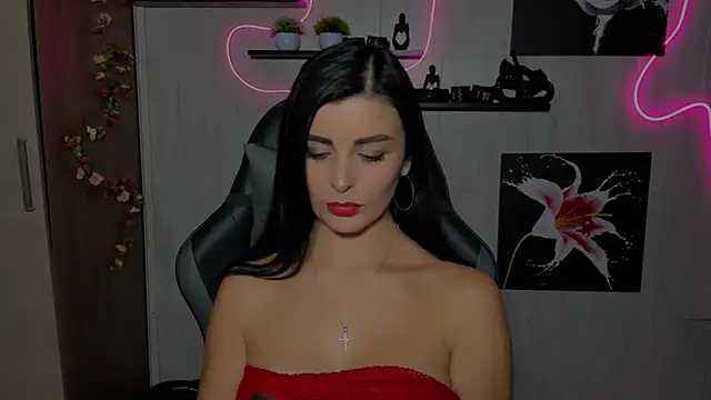 KayWuds online show from 5, 12, 2024