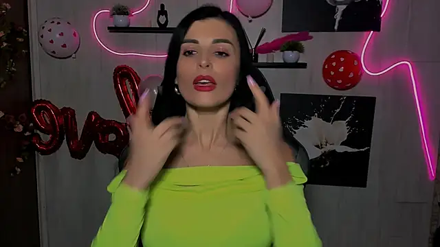 KayWuds online show from 20, 2, 2025