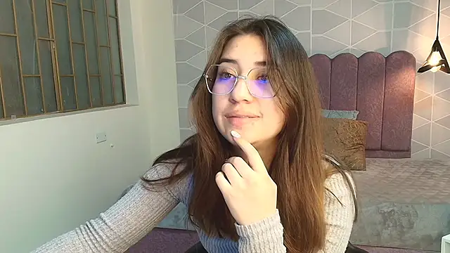 Aly Cute  online show from 11, 12, 2024