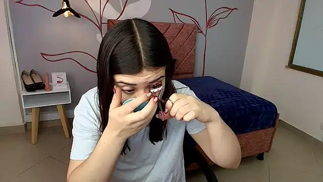 Aly Cute  online show from 14, 1, 2025