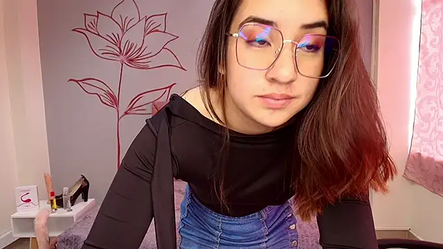 Aly Cute  online show from 26, 2, 2025