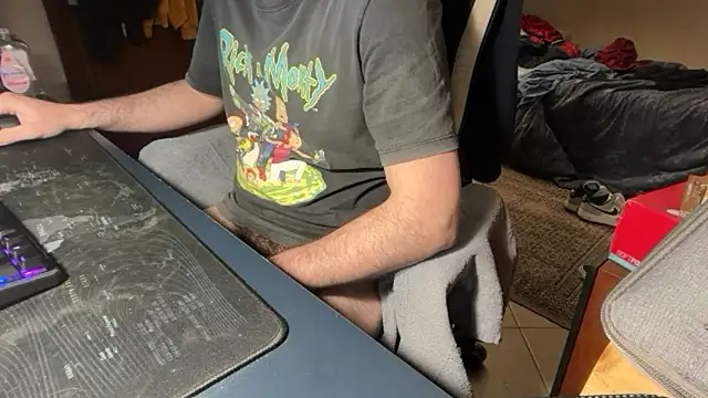 Snapshot of sbrodo96 chatting on 6, 4, 2026 sbrodo96 online show from 6, 4, 2026