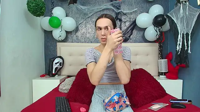 Celestial Queen  online show from 29, 10, 2025