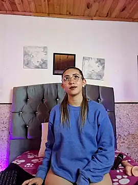 Snapshot of Scarlett_Khan chatting on 29, 12, 2024 Scarlett Khan online show from 29, 12, 2024