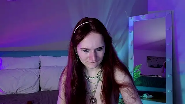 Snapshot of L1ittle_kitty_ chatting on 18, 5, 2026 L1ittle kitty online show from 18, 5, 2026