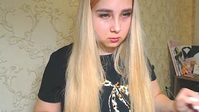 Snapshot of DolphinDreams chatting on 17, 4, 2026 DolphinDreams online show from 17, 4, 2026