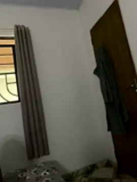 Snapshot of Fenix1002 chatting on 20, 10, 2025 Fenix1002 online show from 20, 10, 2025