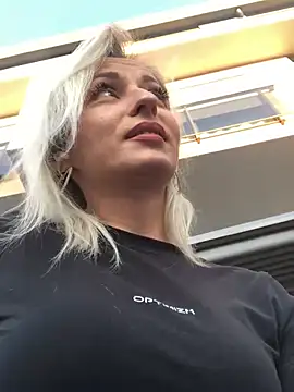 Diamond Bunny  online show from 11, 3, 2025