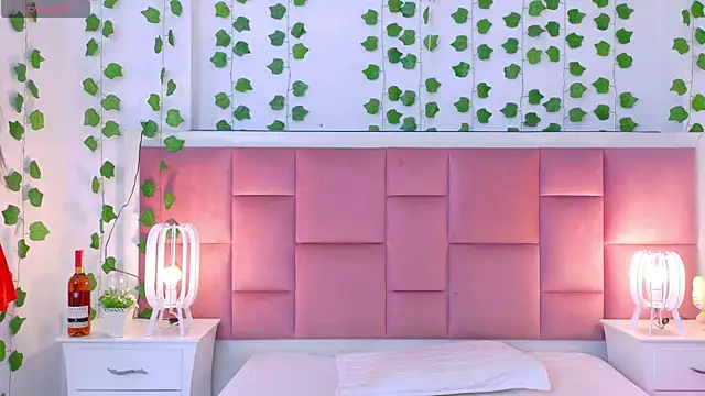 Snapshot of kaily_sweet1 chatting on 16, 6, 2026 kaily sweet1 online show from 16, 6, 2026