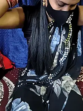 kaveerpooja947 online show from 20, 2, 2026