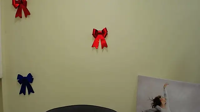  SusieSu  online show from 18, 1, 2025