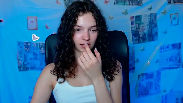 Snapshot of _SusieSu_ chatting on 7, 7, 2026 SusieSu online show from 7, 7, 2026