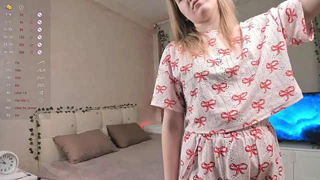 RexanneBlincoe online show from 15, 12, 2024