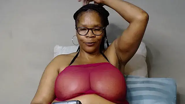 Snapshot of BustyMelonssXXXX chatting on 25, 2, 2025 BustyMelonssXXXX online show from 25, 2, 2025