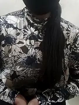 Anamika Kapoor online show from 14, 1, 2025