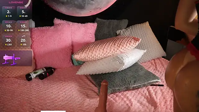 Skyler ferrer online show from 25, 11, 2025