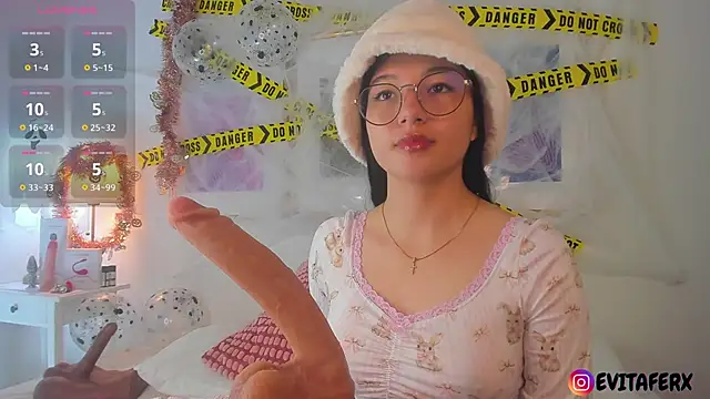 Snapshot of Eva_depp chatting on 29, 10, 2025 Eva depp online show from 29, 10, 2025