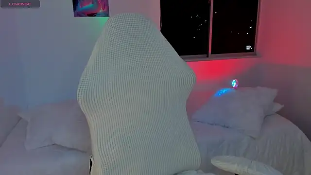 Snapshot of Eileenford_ chatting on 18, 12, 2024 Eileenford online show from 18, 12, 2024