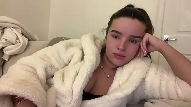 maisiesmithx online show from 5, 2, 2025