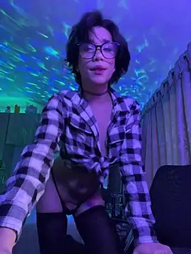 Snapshot of sue___0 chatting on 1, 2, 2025 sue   0 online show from 1, 2, 2025
