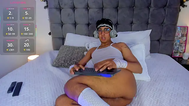 Dark hairy  online show from 18, 1, 2026