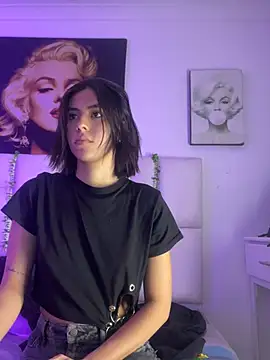 Snapshot of Antonella_Fontanna chatting on 22, 3, 2025 Antonella Fontanna online show from 22, 3, 2025