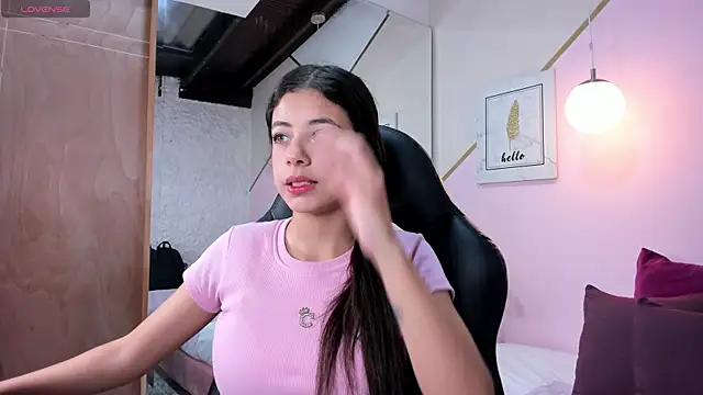 coraltaylor online show from 19, 12, 2024