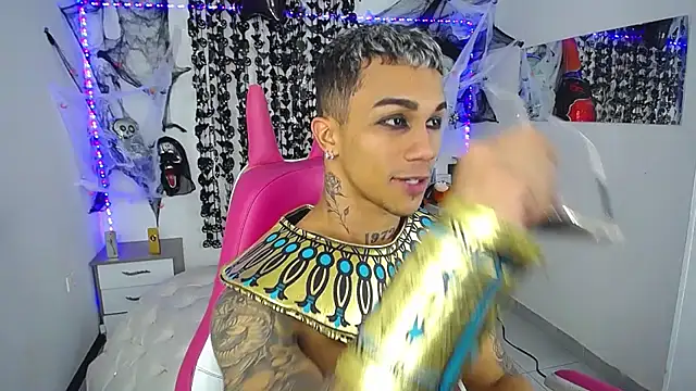 Snapshot of Leonard_Price chatting on 26, 10, 2025 Leonard Price online show from 26, 10, 2025