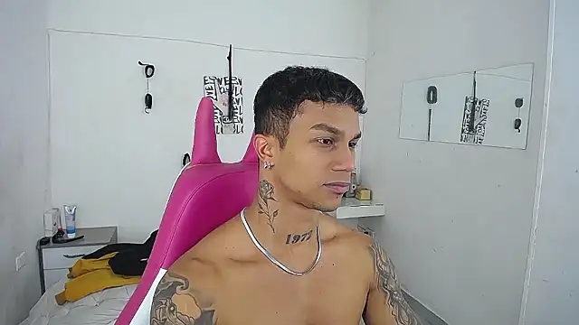 Snapshot of Leonard_Price chatting on 17, 1, 2026 Leonard Price online show from 17, 1, 2026