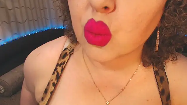 BustyKatty online show from 7, 3, 2025