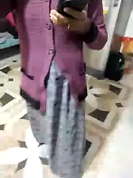 Snapshot of savixxx chatting on 16, 12, 2024 savixxx online show from 16, 12, 2024