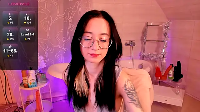 Dark Lola  online show from 17, 12, 2024
