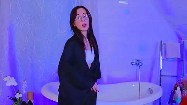 Dark Lola  online show from 27, 2, 2025