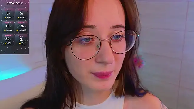 Dark Lola  online show from 9, 3, 2025