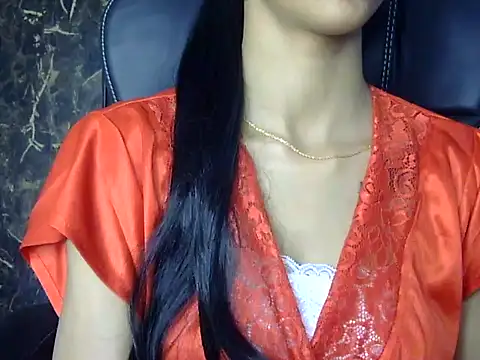 MAAYRA 09 online show from 14, 2, 2025