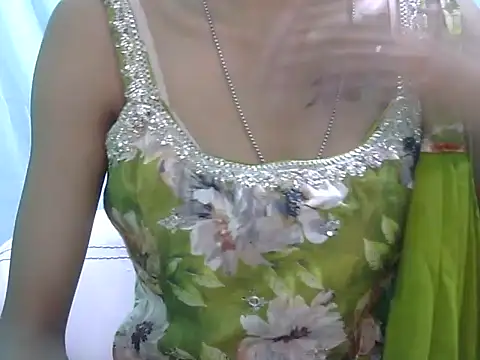 Snapshot of MAAYRA_09 chatting on 23, 6, 2026 MAAYRA 09 online show from 23, 6, 2026