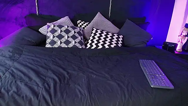 Aylen darkmoor online show from 24, 11, 2025